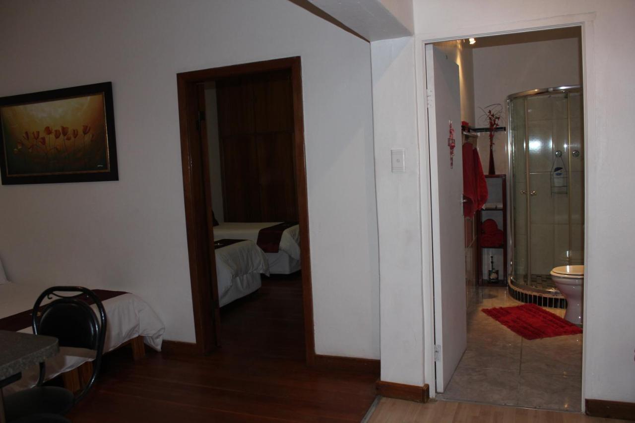 Villelodge Accommodation Людеріц Екстер'єр фото