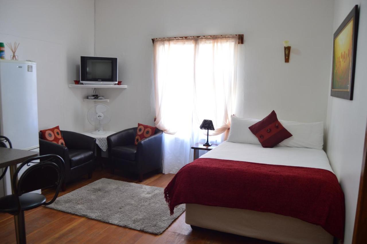 Villelodge Accommodation Людеріц Екстер'єр фото